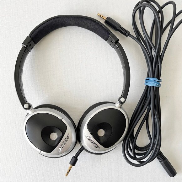 Bose On-Ear Headphones - Picture 5 of 5